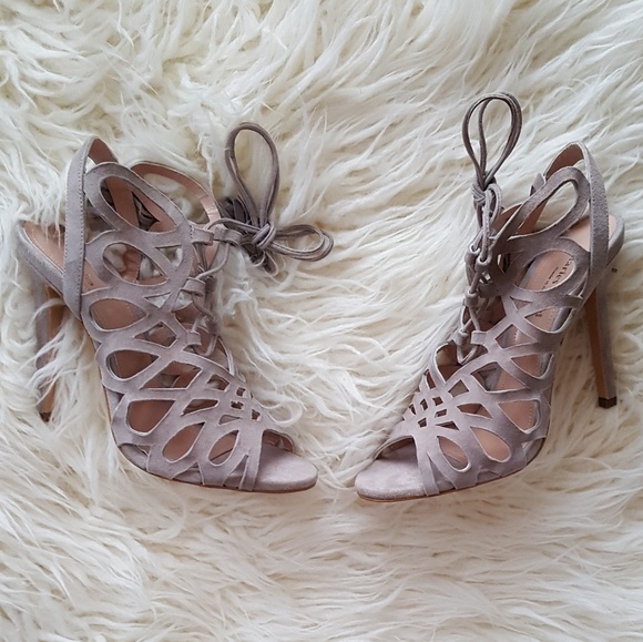 *SALE! Charles David suede heels - Picture 2 of 5